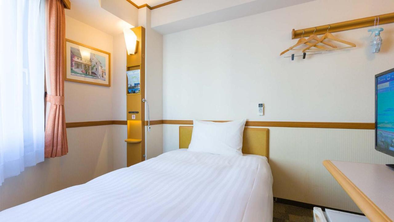 Toyoko Inn Tokyo Akiba Asakusabashi-Eki Higashi-Guchi Exterior photo