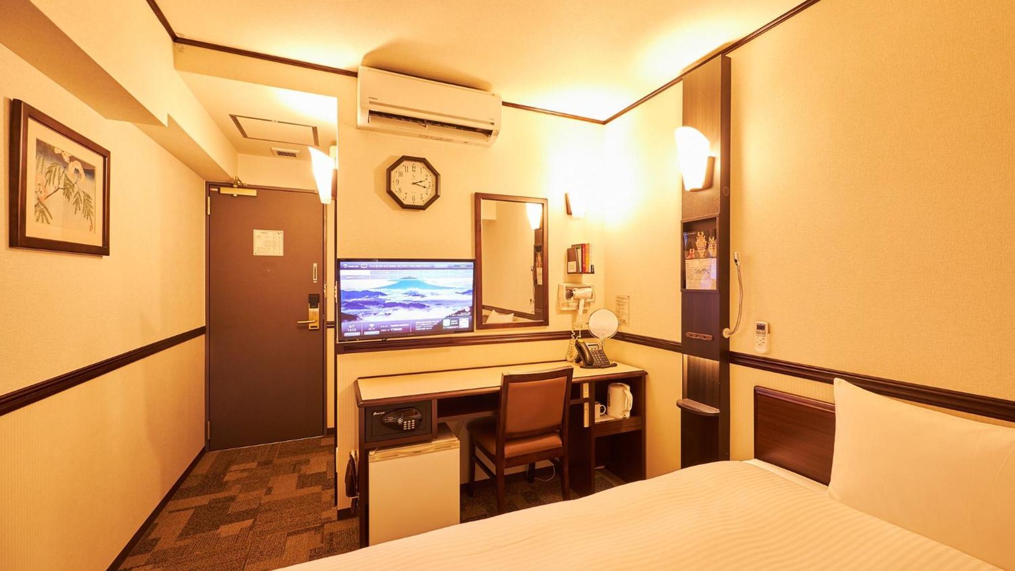 Toyoko Inn Tokyo Akiba Asakusabashi-Eki Higashi-Guchi Room photo